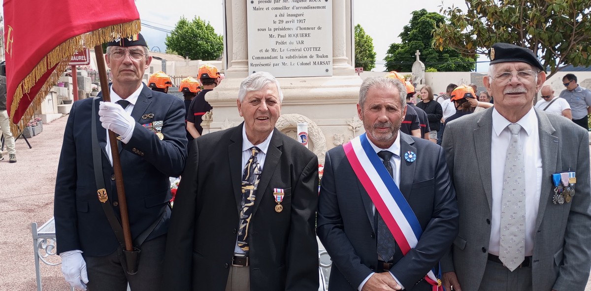 Remise de médaille Commémoration 8 mai 45